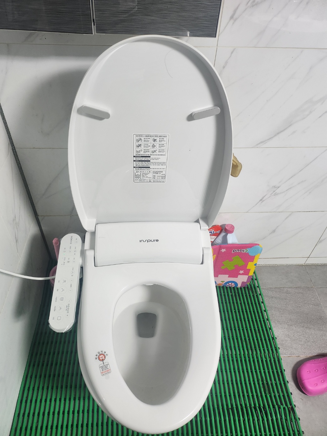 비데 직접 사용해보니 만족스럽네요.